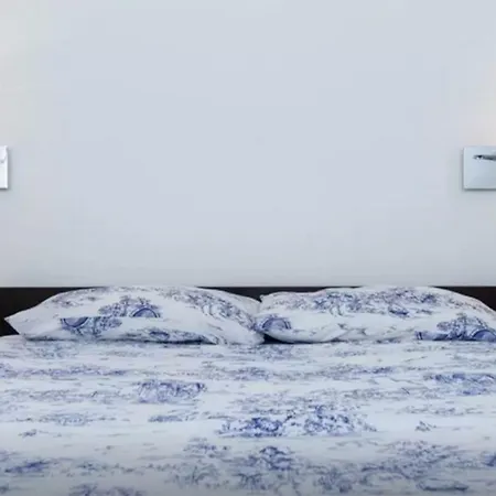 Luxury 2 Bedrooms Loft Апартаменты